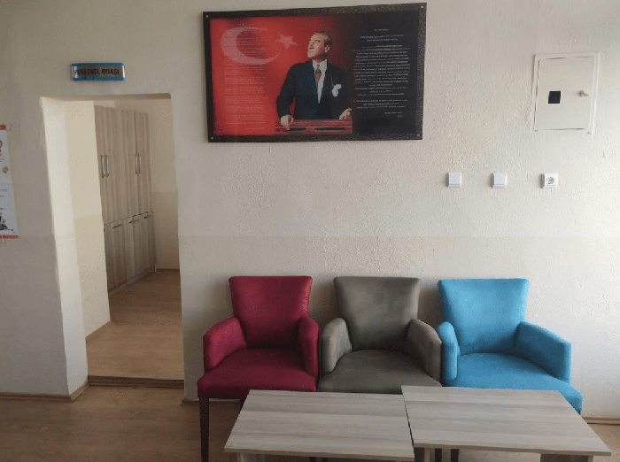 Yalıhüyük İlçe Halk Kütüphanesi